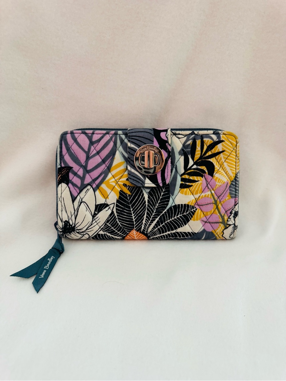 Vera Bradley Turn Lock Zip Around Wallet. Palm Floral / Palm Leaves Pattern